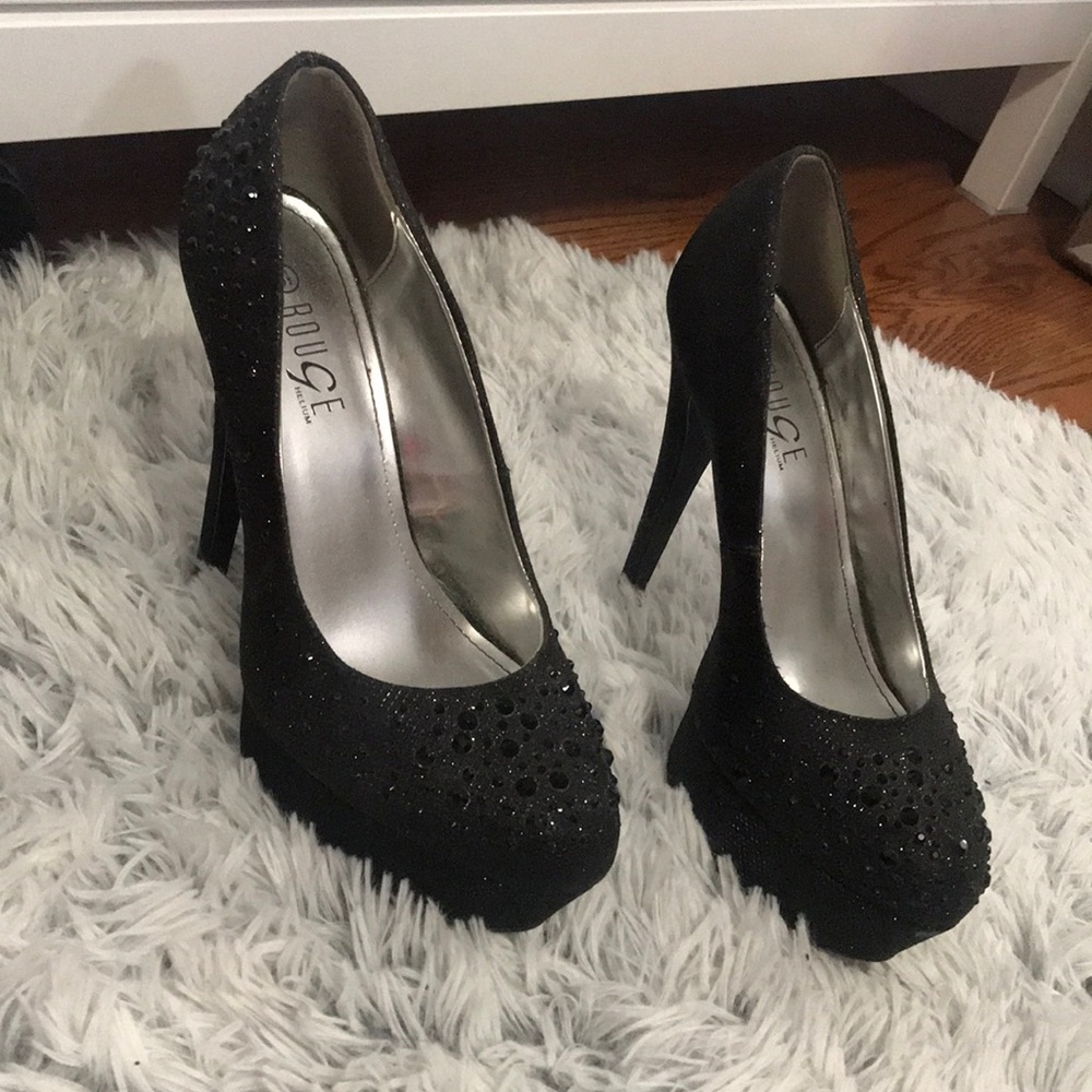 Black sparkly heels